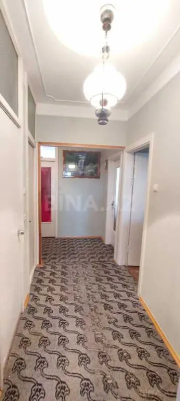 Satılır 4 otaqlı mənzil 110 m²