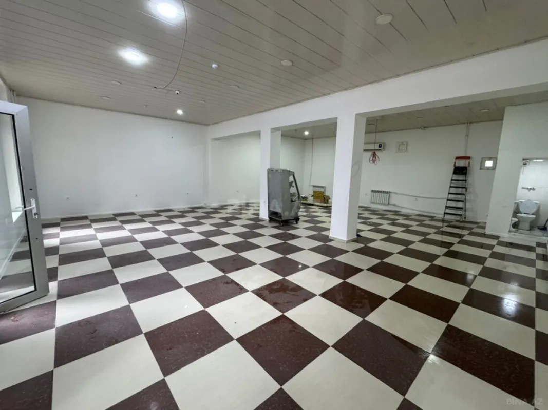 Satılır obyekt 127 m²