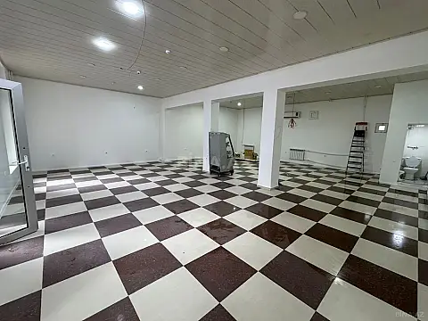 Satılır obyekt 127 m²