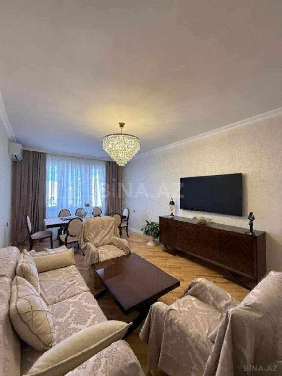 Satılır 3 otaqlı mənzil 125 m²