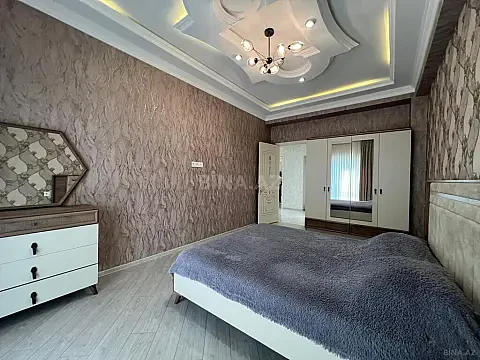Kirayə verilir 2 otaqlı mənzil 90 m²