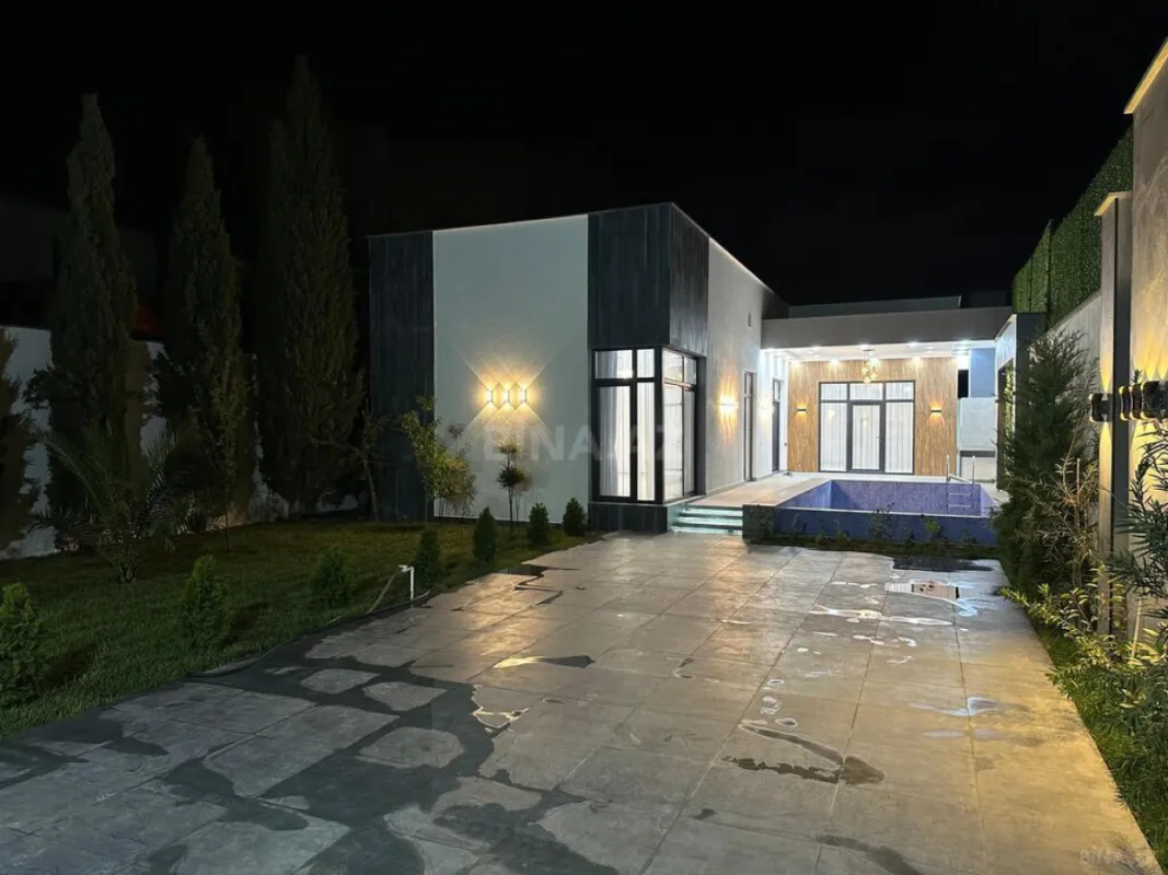 Satılır 4 otaqlı həyət evi 200 m²