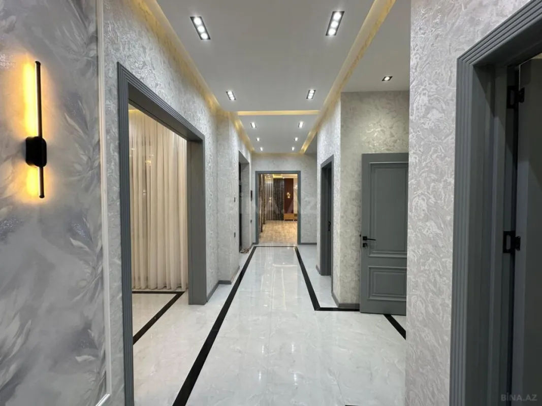 Satılır 4 otaqlı həyət evi 200 m²