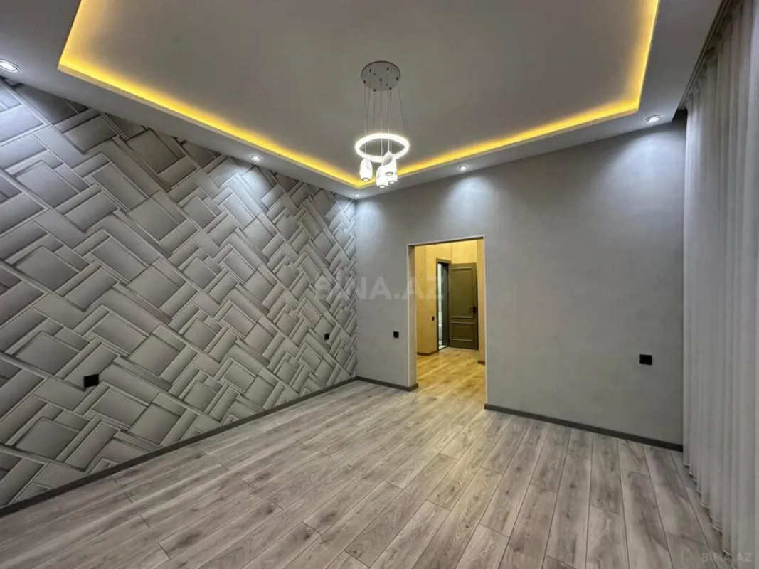 Satılır 4 otaqlı həyət evi 200 m²