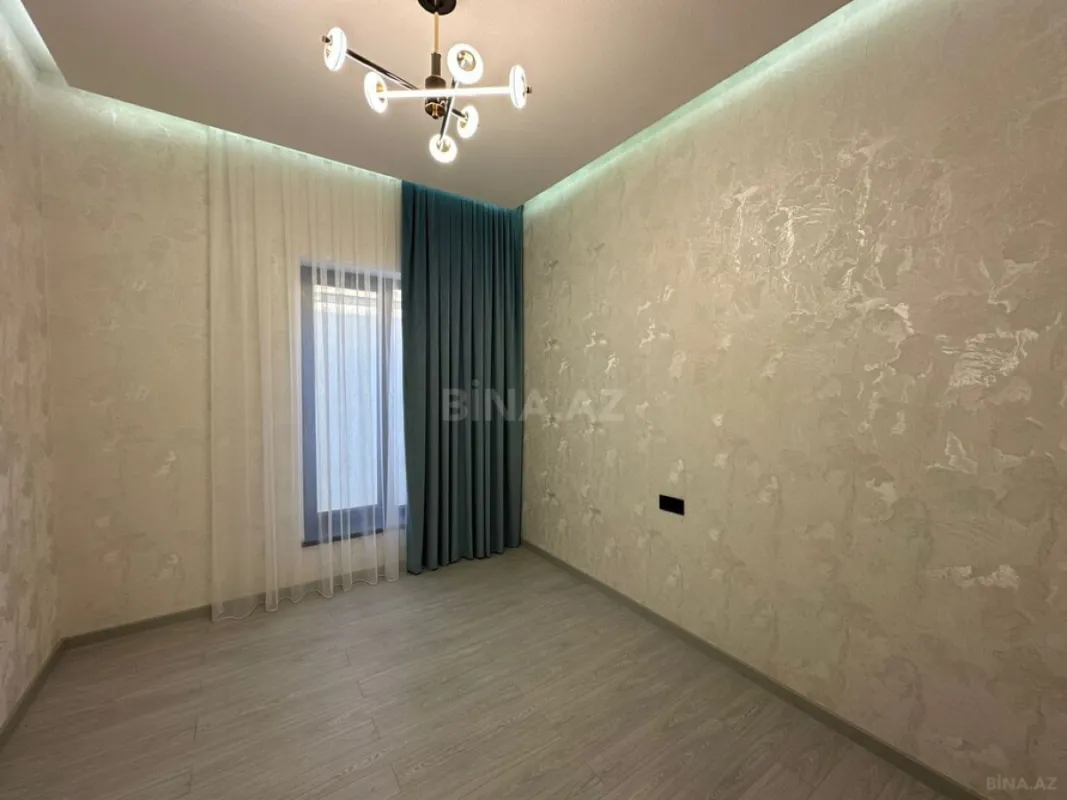 Satılır 4 otaqlı həyət evi 160 m²