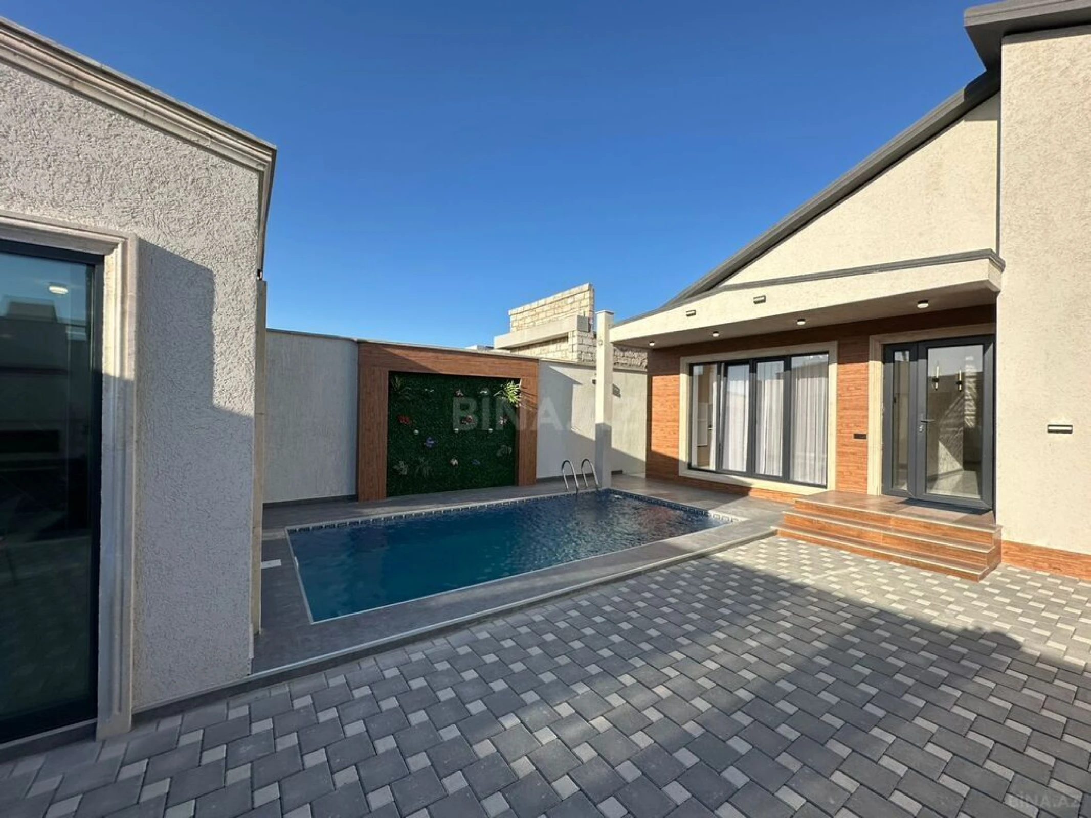 Satılır 4 otaqlı həyət evi 160 m²