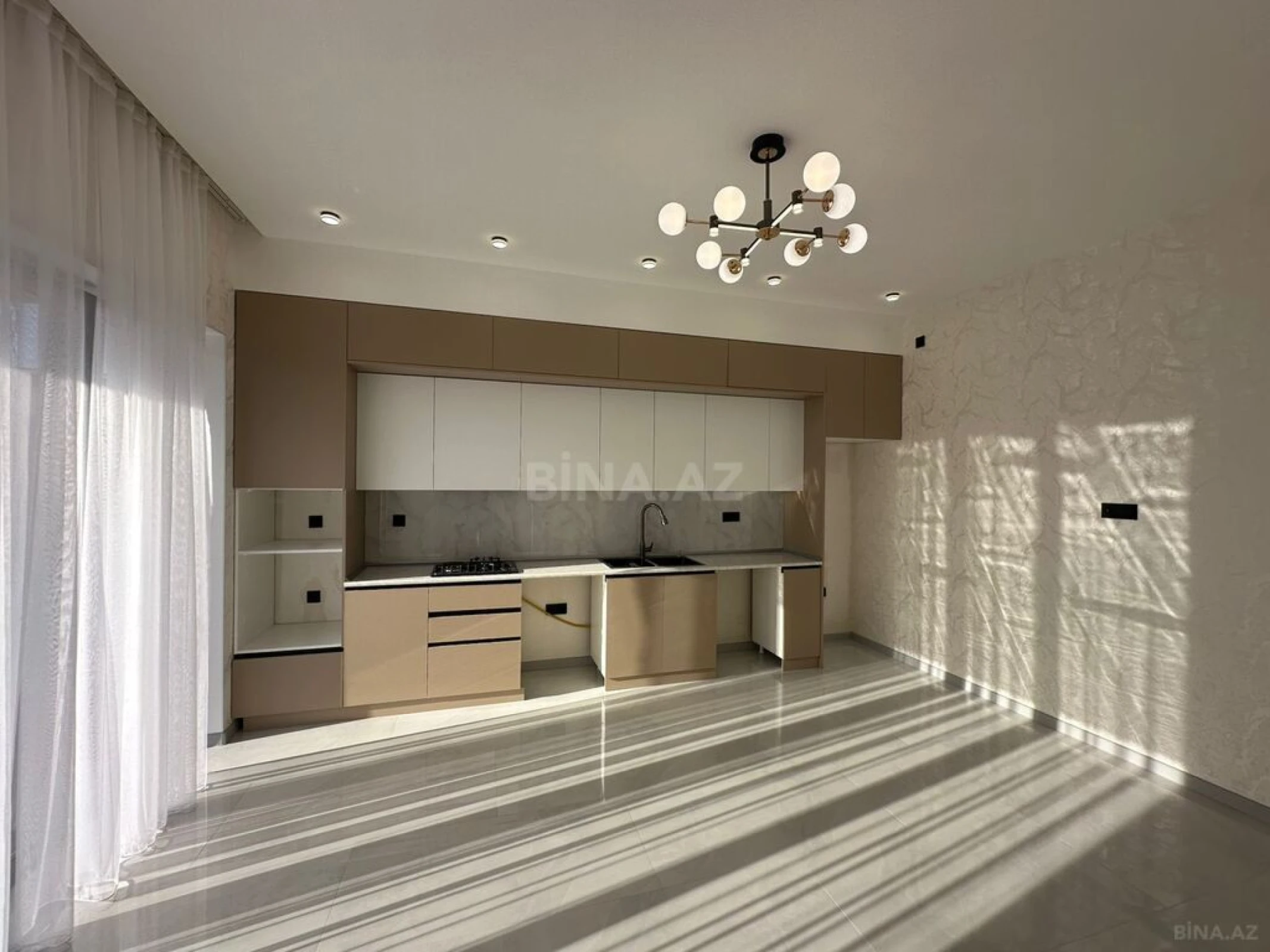 Satılır 4 otaqlı həyət evi 160 m²