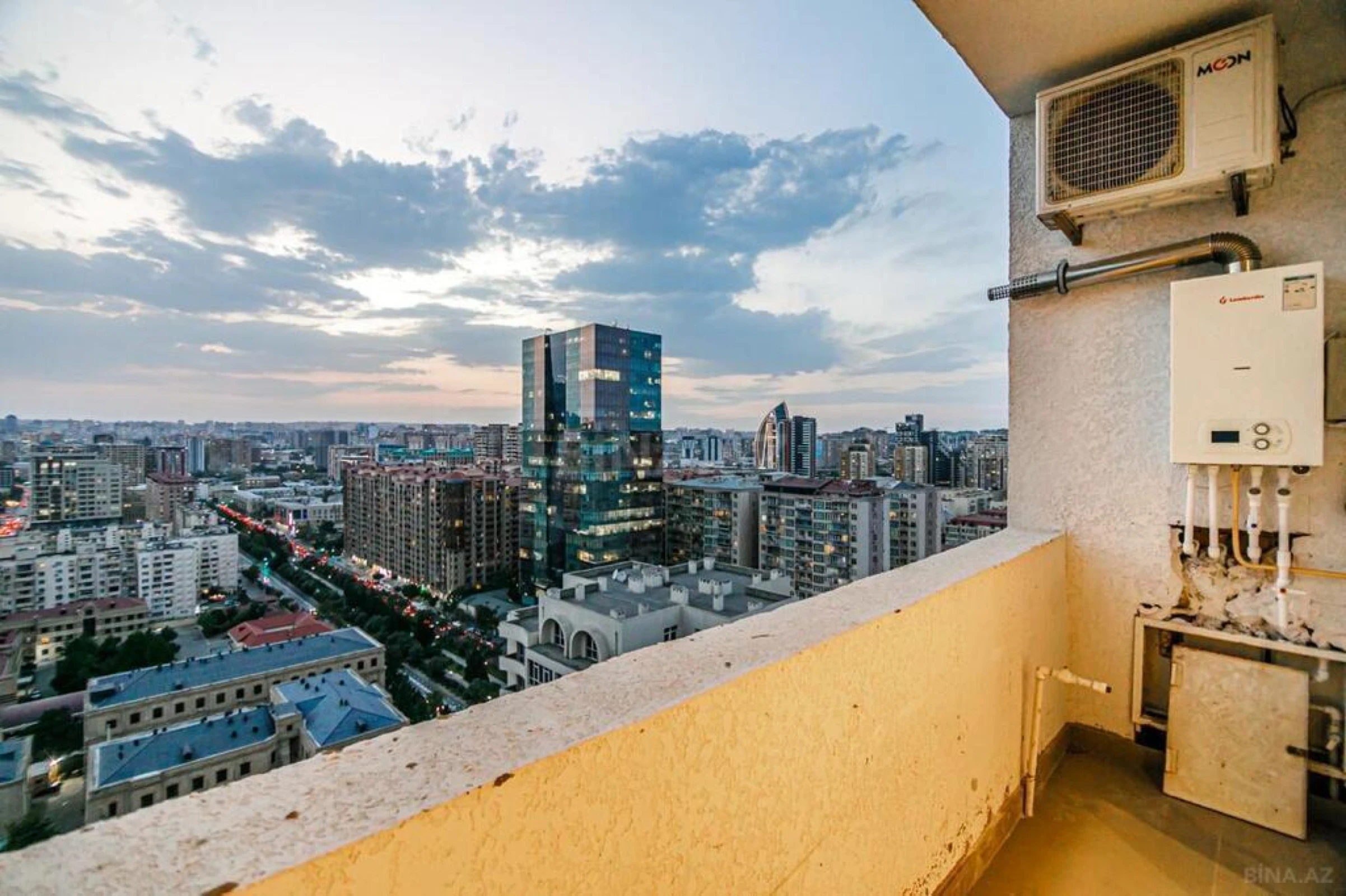 Kirayə verilir 3 otaqlı mənzil 76 m²