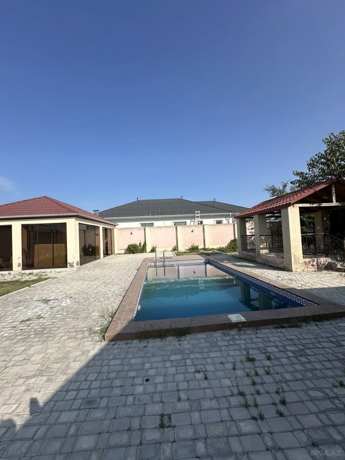 Satılır torpaq sahəsi 8 m²