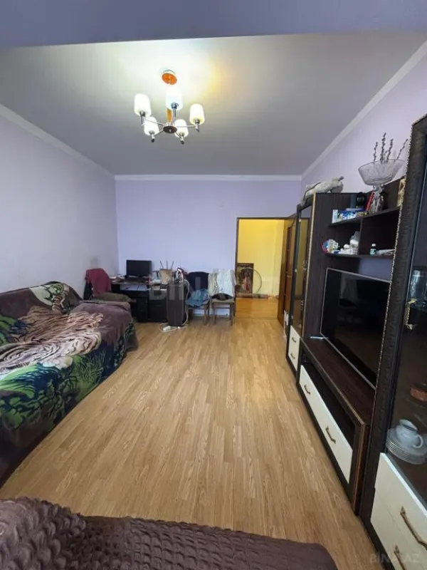 Satılır 2 otaqlı mənzil 90 m²