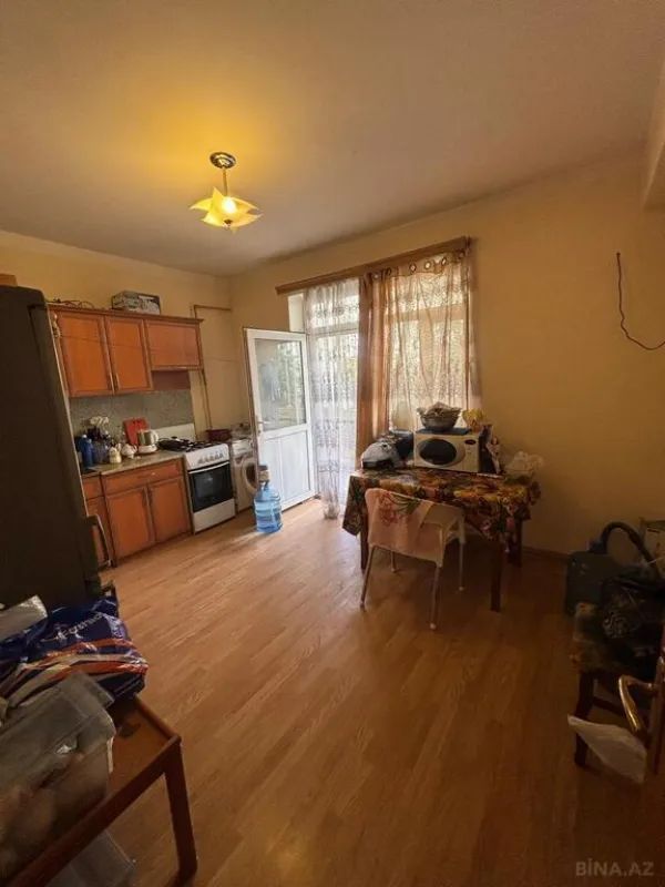 Satılır 2 otaqlı mənzil 90 m²