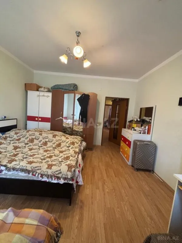 Satılır 2 otaqlı mənzil 90 m²