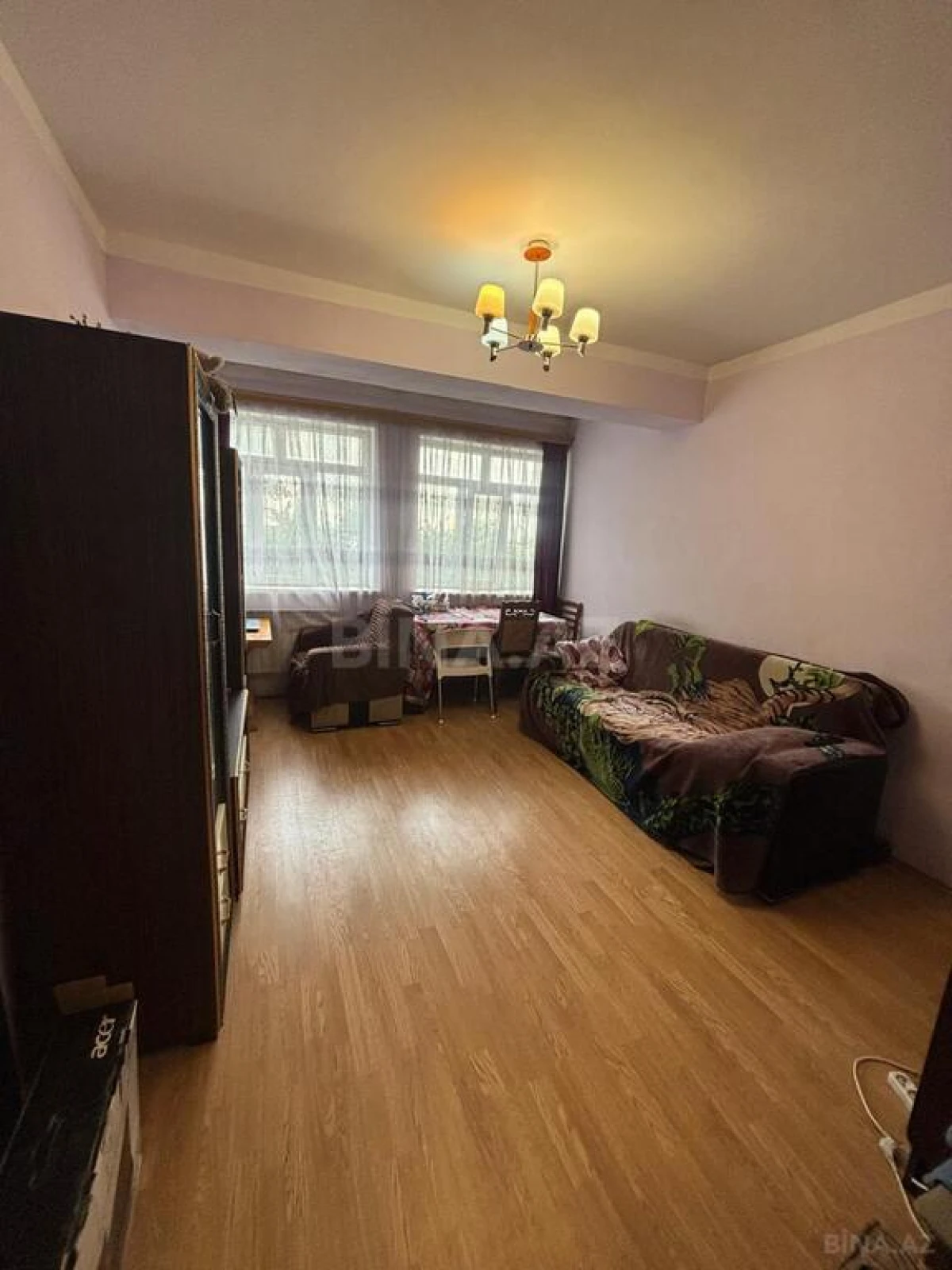 Satılır 2 otaqlı mənzil 90 m²