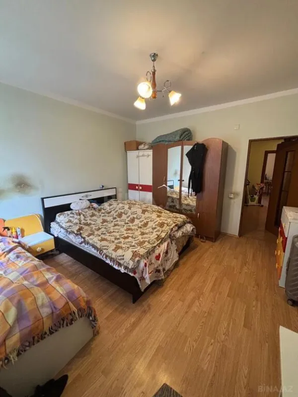 Satılır 2 otaqlı mənzil 90 m²