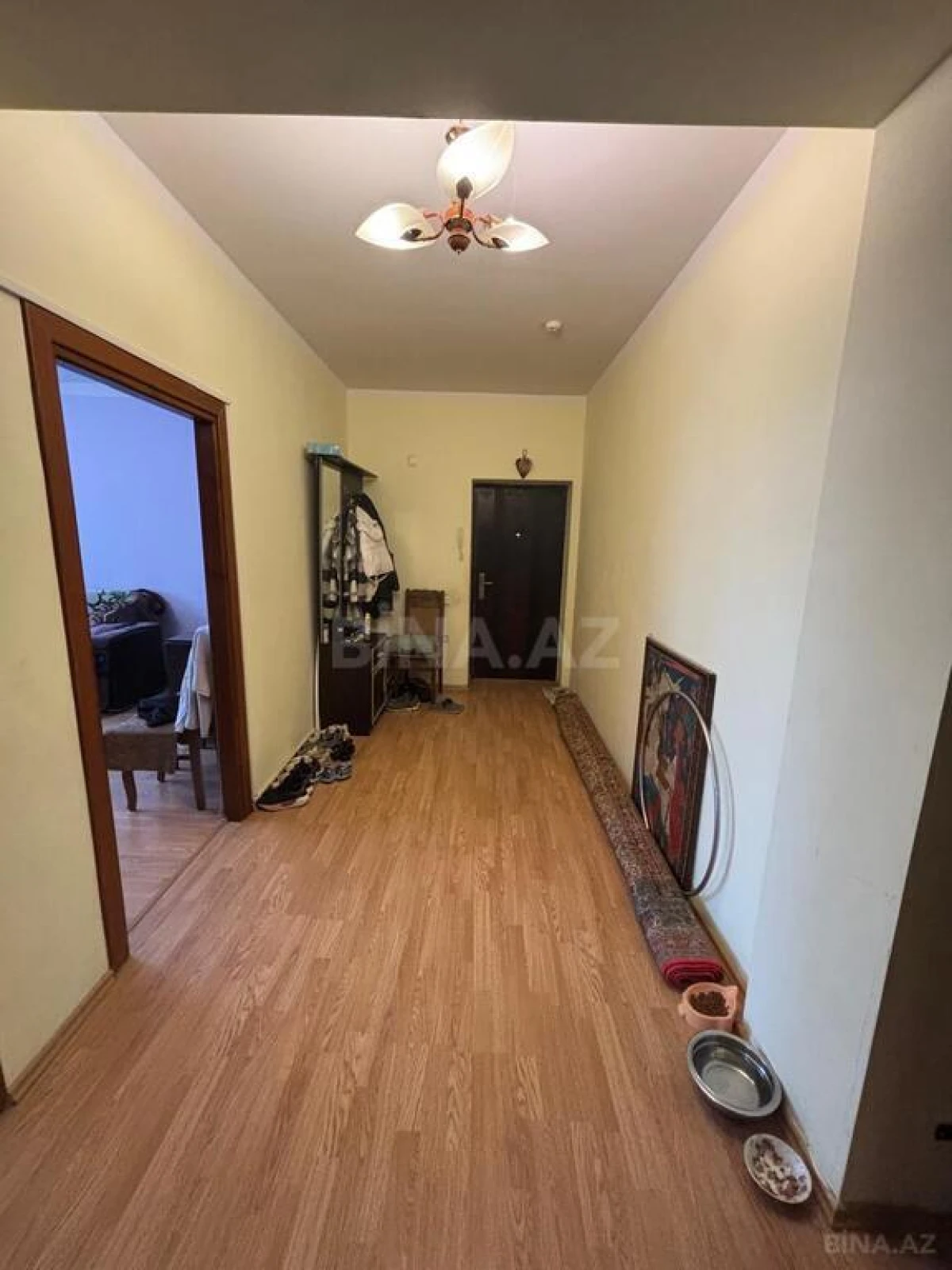 Satılır 2 otaqlı mənzil 90 m²