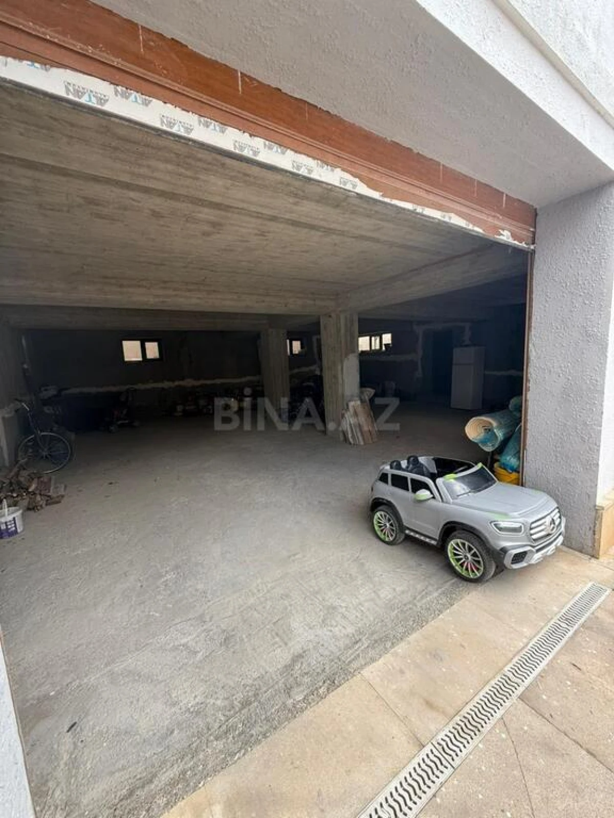 Satılır 6 otaqlı həyət evi 315 m²