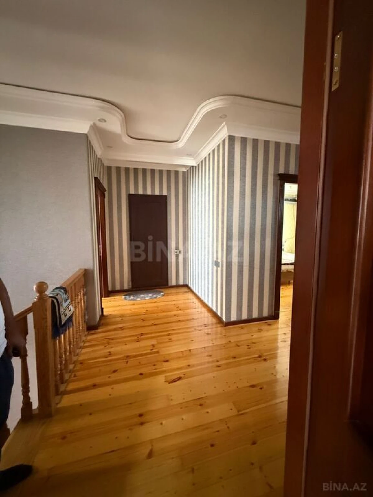 Satılır 6 otaqlı həyət evi 315 m²