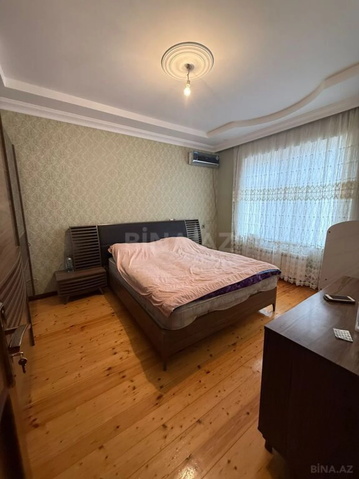 Satılır 6 otaqlı həyət evi 315 m²