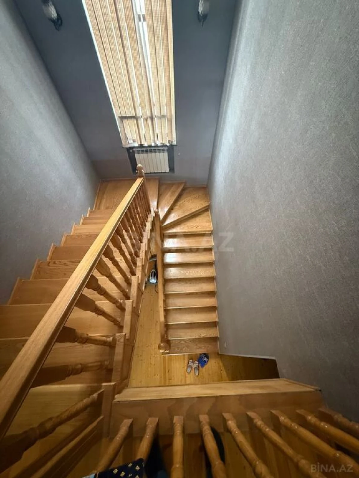 Satılır 6 otaqlı həyət evi 315 m²