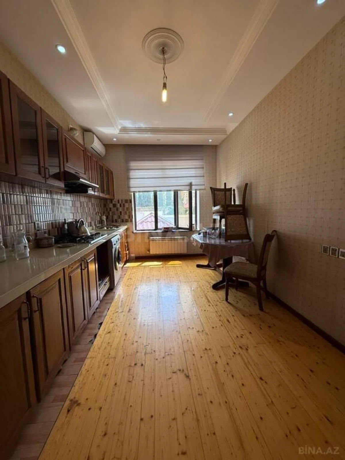 Satılır 6 otaqlı həyət evi 315 m²