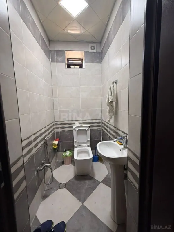Satılır 6 otaqlı həyət evi 315 m²