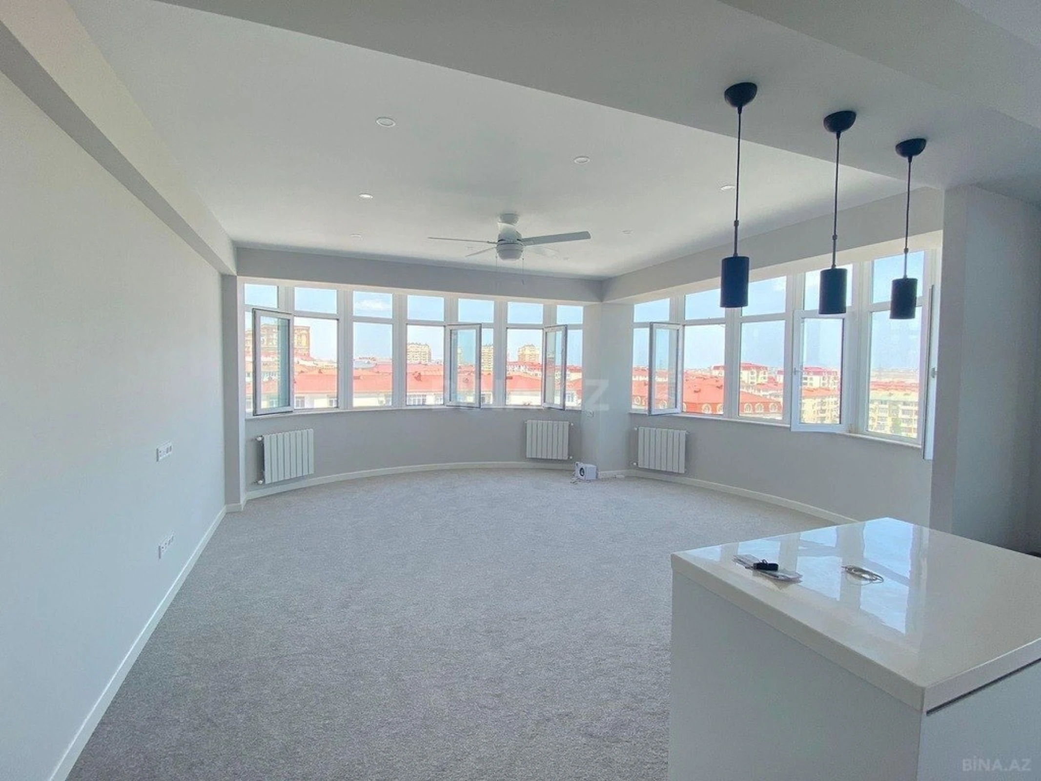 Kirayə verilir 3 otaqlı mənzil 99 m²