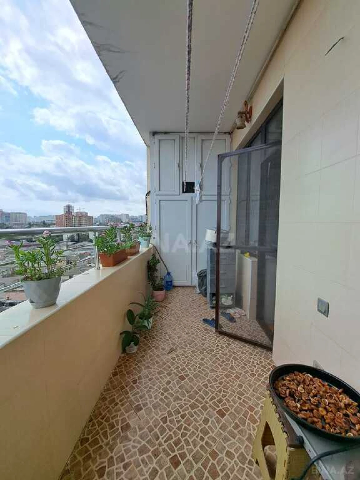 Satılır 3 otaqlı mənzil 78 m²