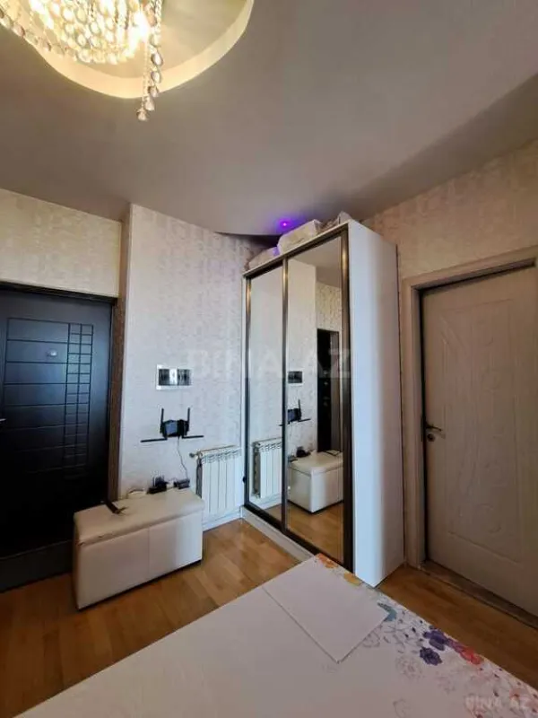 Satılır 3 otaqlı mənzil 78 m²
