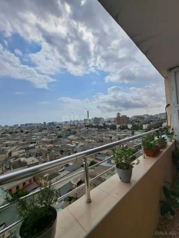 Satılır 3 otaqlı mənzil 78 m²