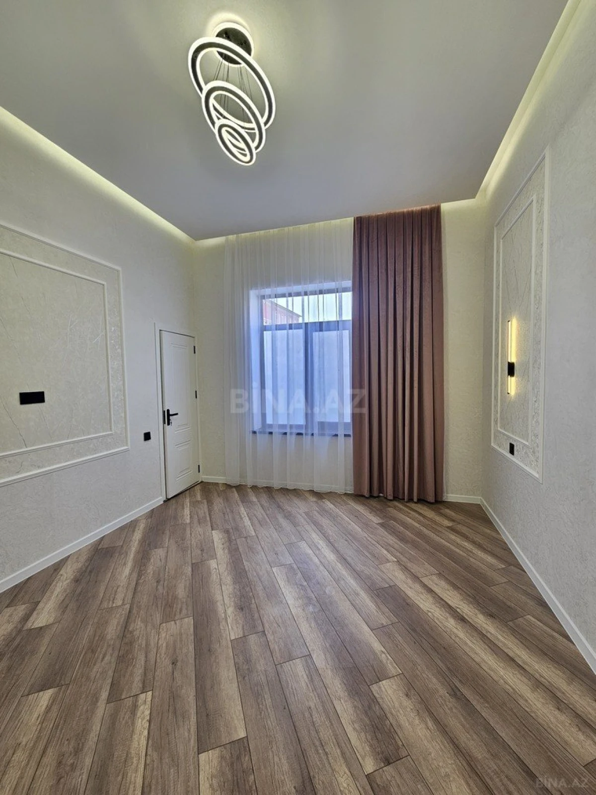 Satılır 4 otaqlı həyət evi 140 m²