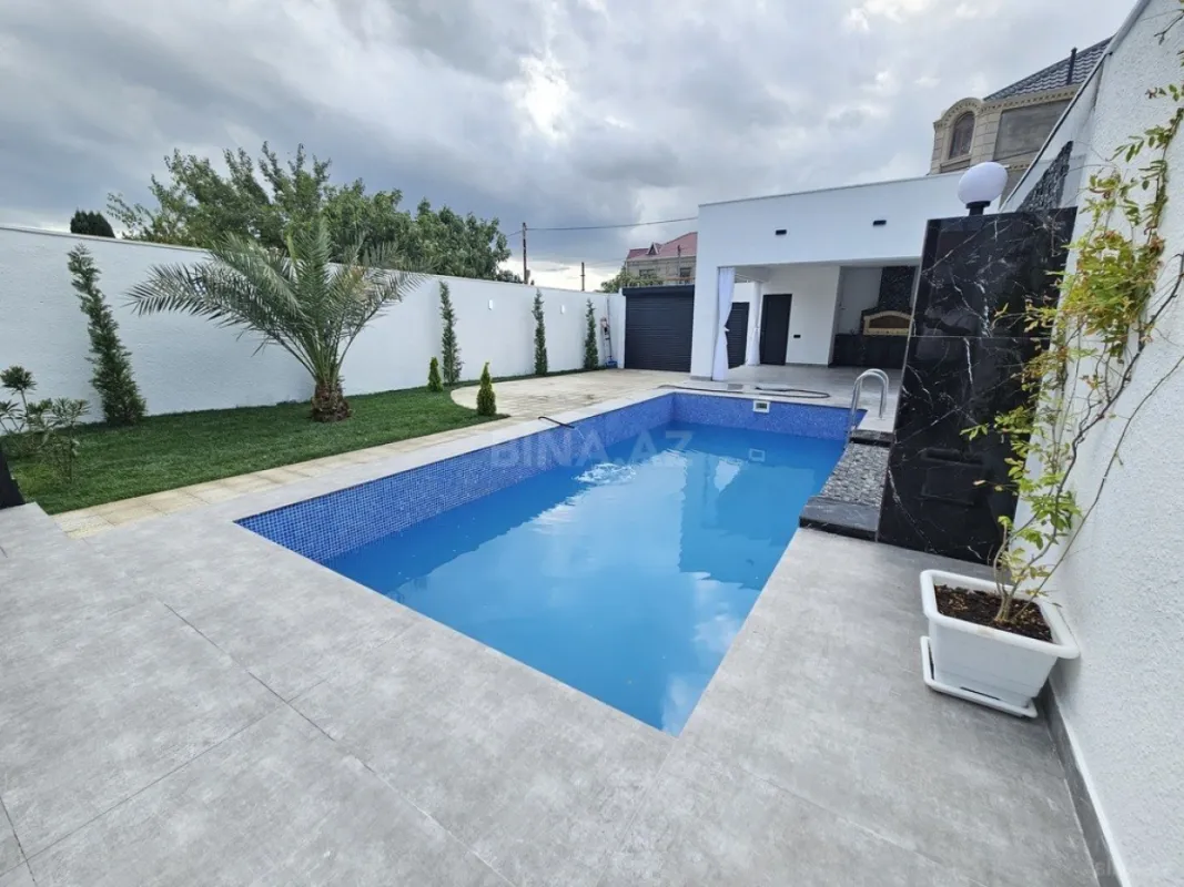 Satılır 4 otaqlı həyət evi 140 m²