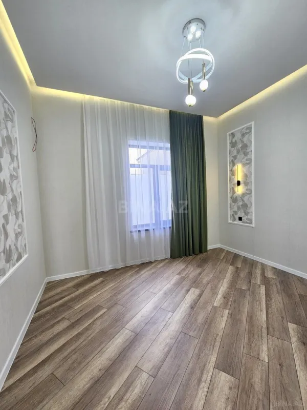 Satılır 4 otaqlı həyət evi 140 m²