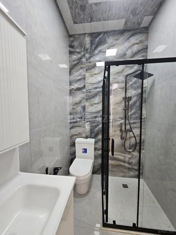 Satılır 4 otaqlı həyət evi 140 m²