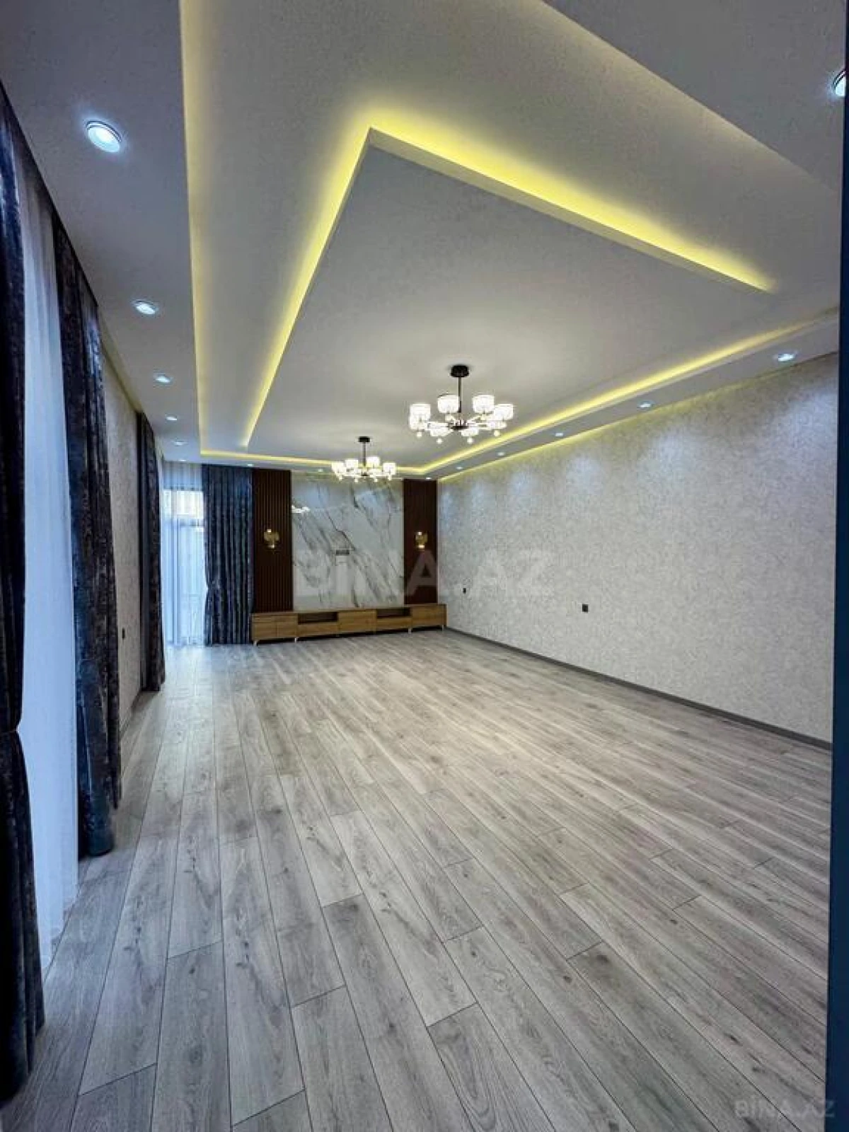 Satılır 4 otaqlı həyət evi 200 m²