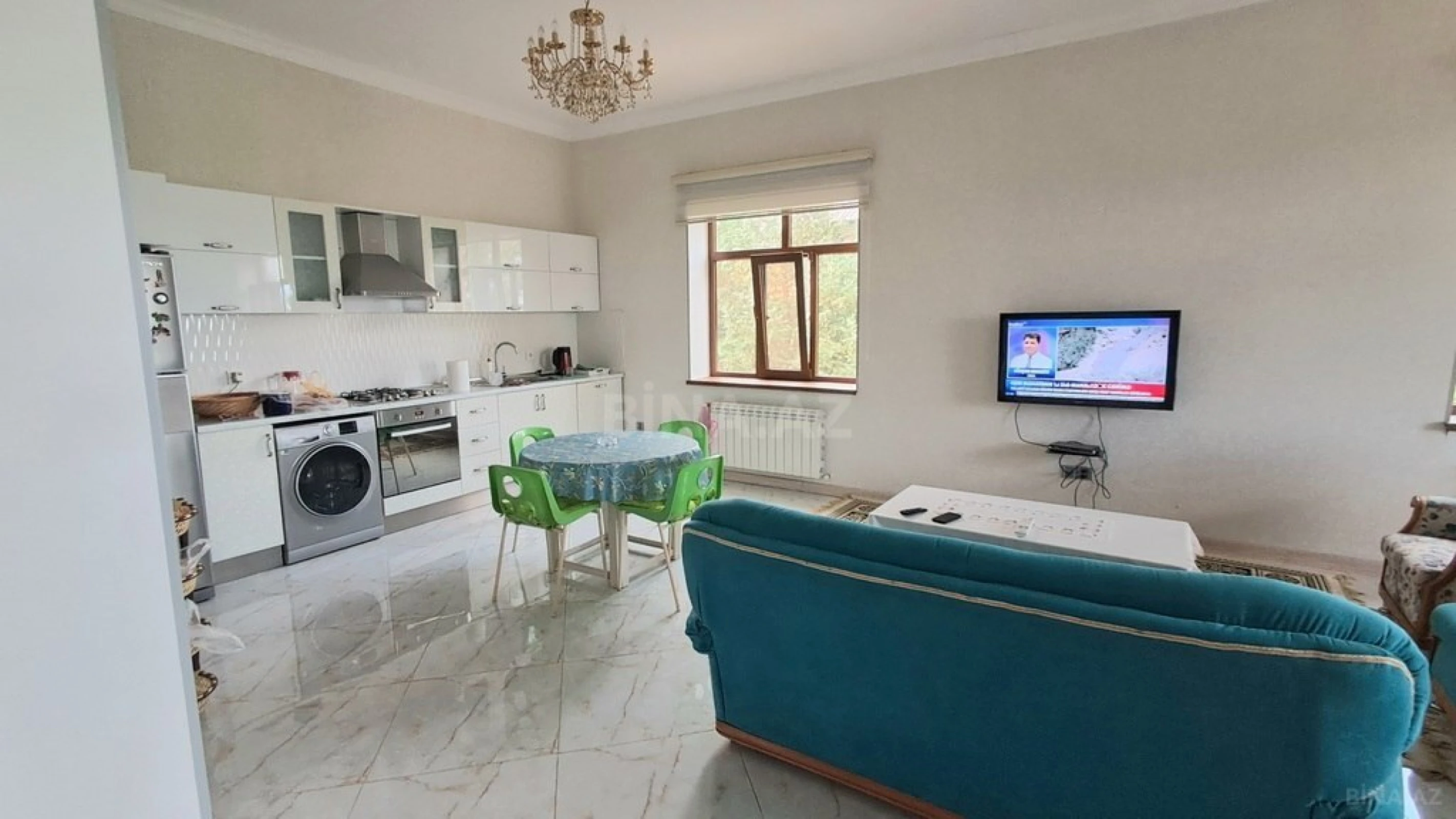 Satılır 4 otaqlı həyət evi 200 m²