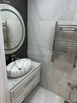 Kirayə verilir 3 otaqlı mənzil 120 m²