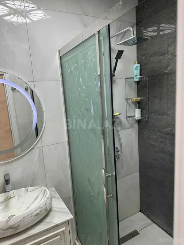 Kirayə verilir 3 otaqlı mənzil 120 m²