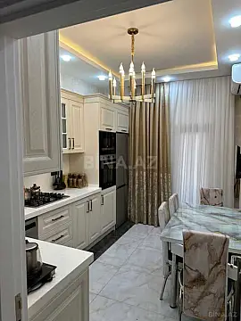 Kirayə verilir 3 otaqlı mənzil 120 m²