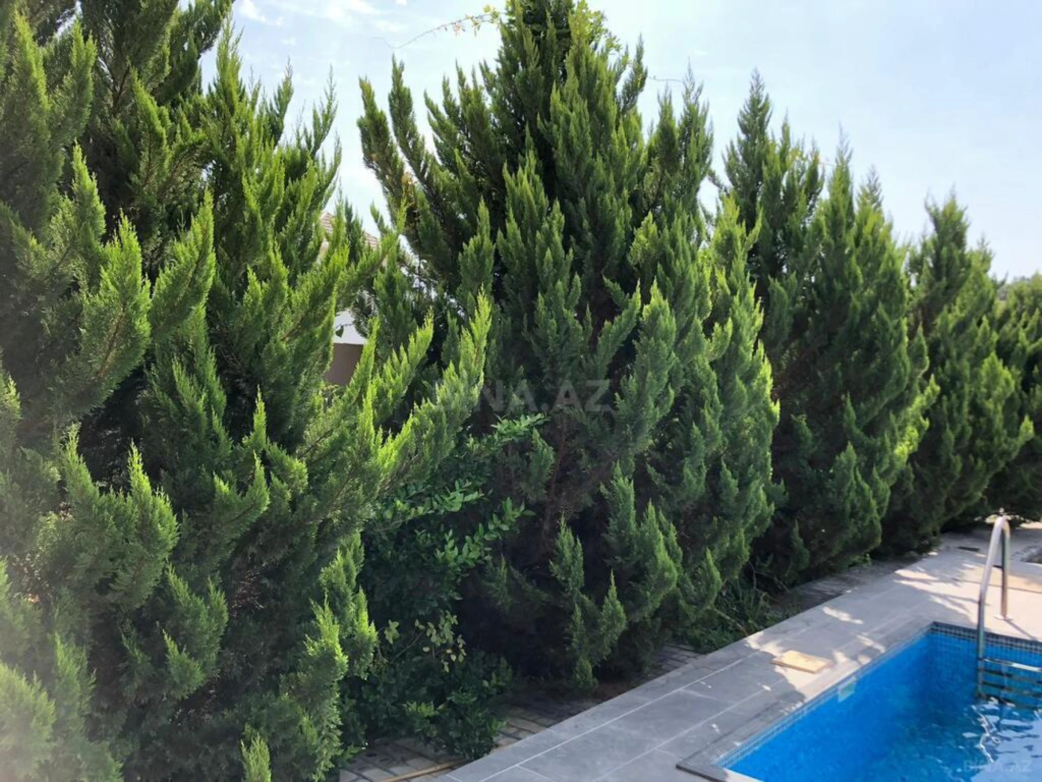 Satılır 5 otaqlı həyət evi 250 m²