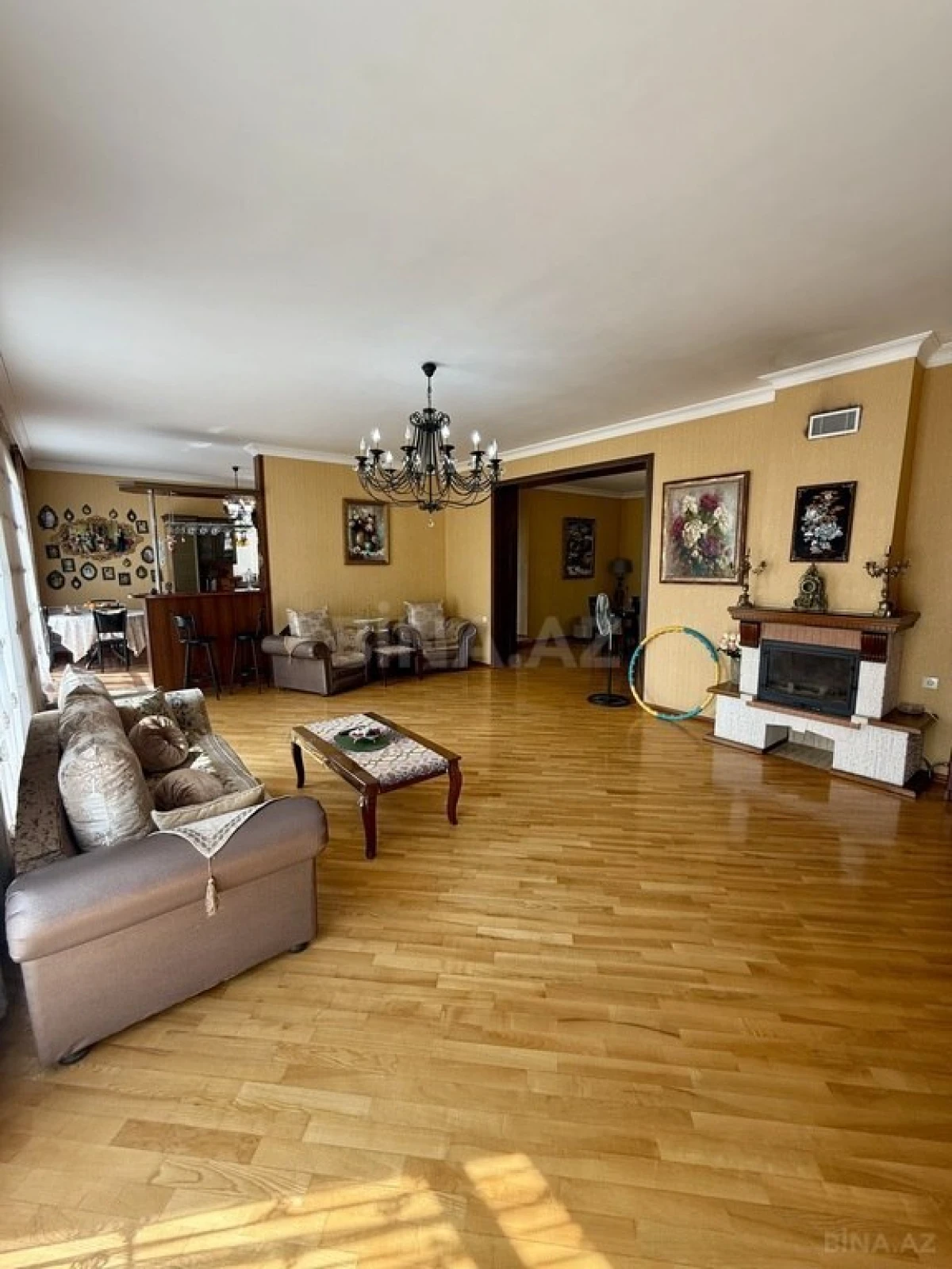 Satılır 5 otaqlı həyət evi 600 m²