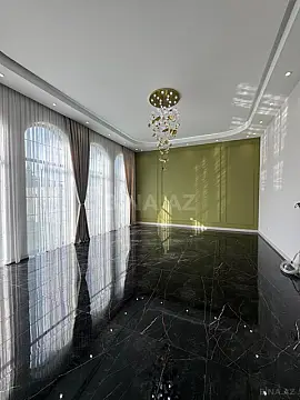 Satılır 5 otaqlı həyət evi 250 m²