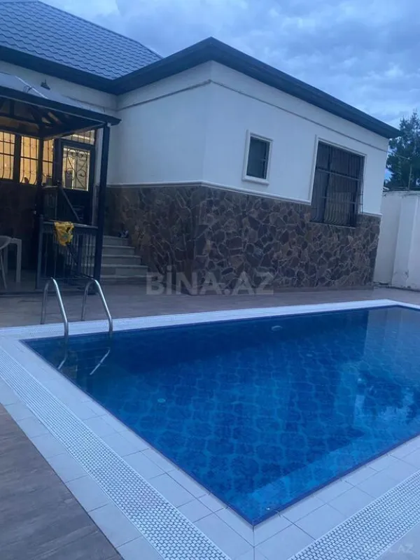 Satılır 3 otaqlı həyət evi 125 m²