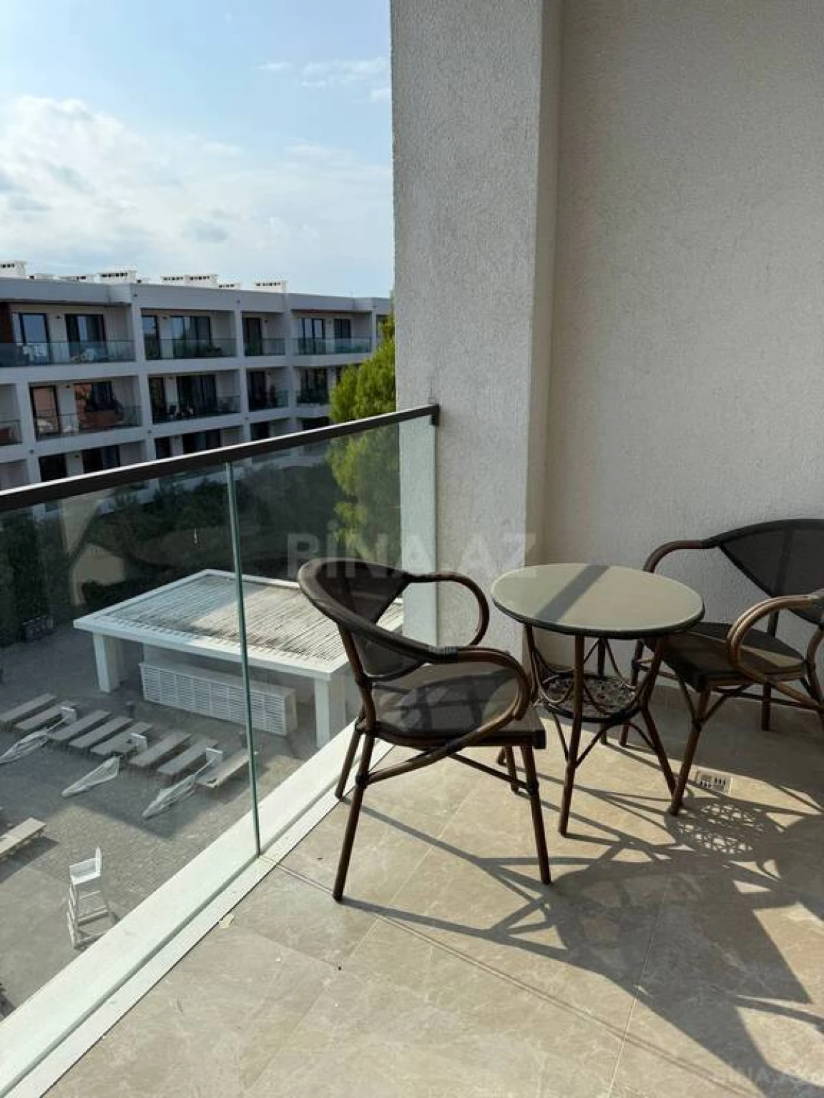 Satılır 1 otaqlı mənzil 58 m²