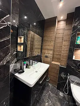 Satılır 1 otaqlı mənzil 58 m²