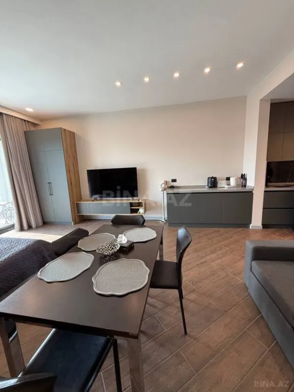 Satılır 1 otaqlı mənzil 58 m²