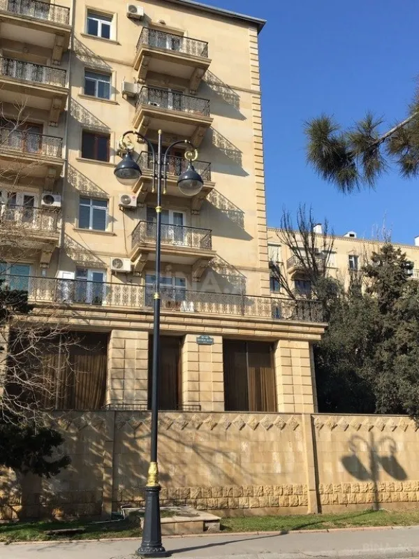 Satılır 2 otaqlı mənzil 50 m²