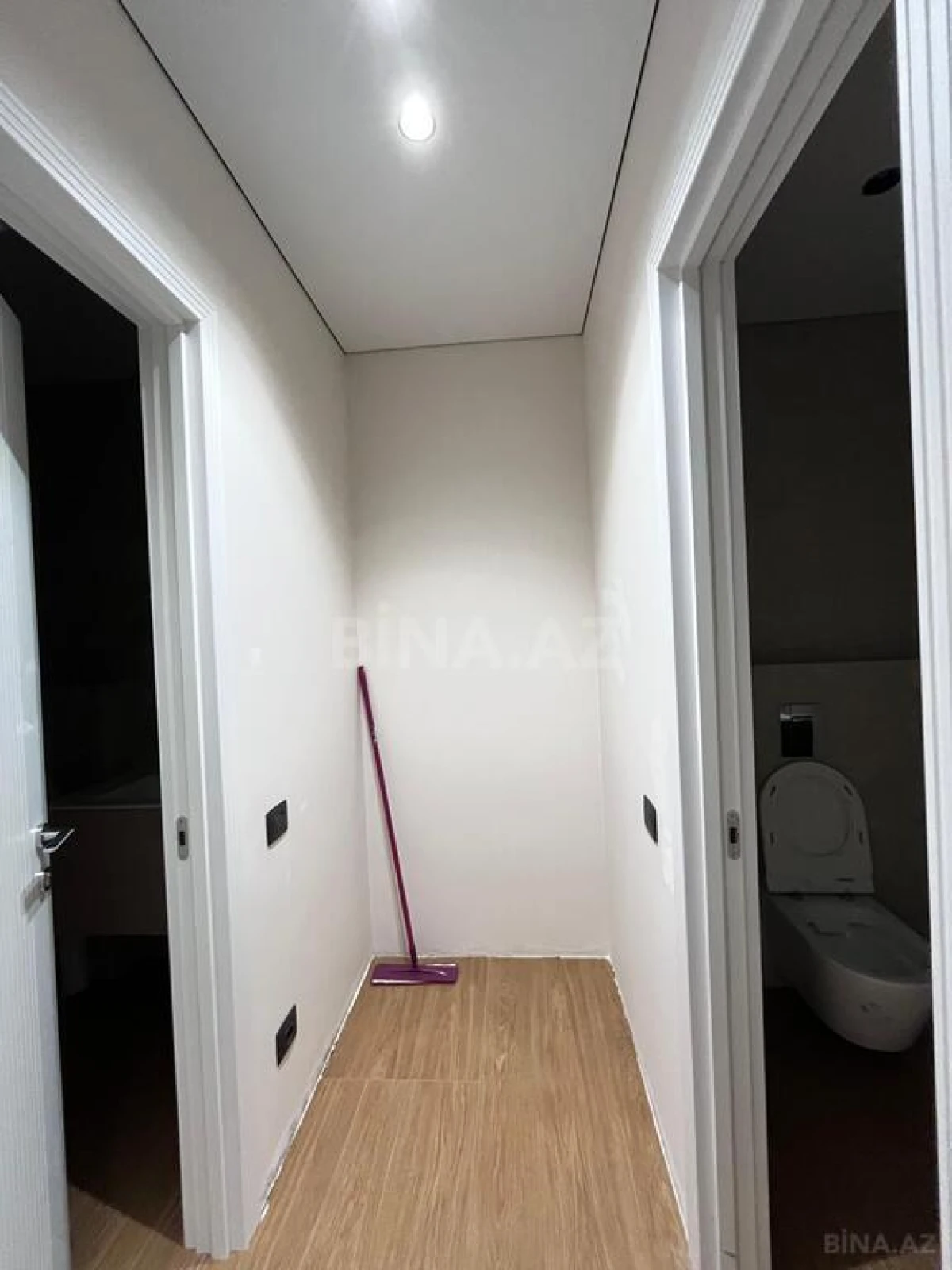 Satılır obyekt 169 m²