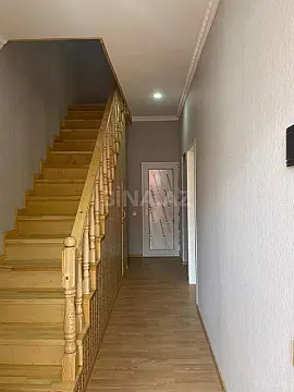 Satılır 4 otaqlı həyət evi 140 m²