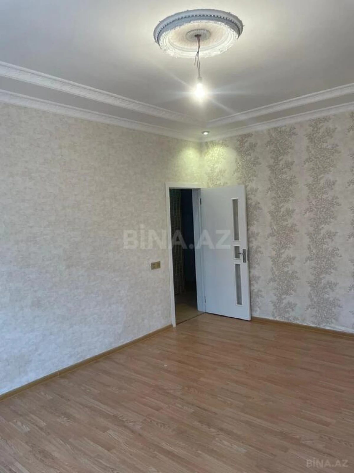 Satılır 4 otaqlı həyət evi 140 m²