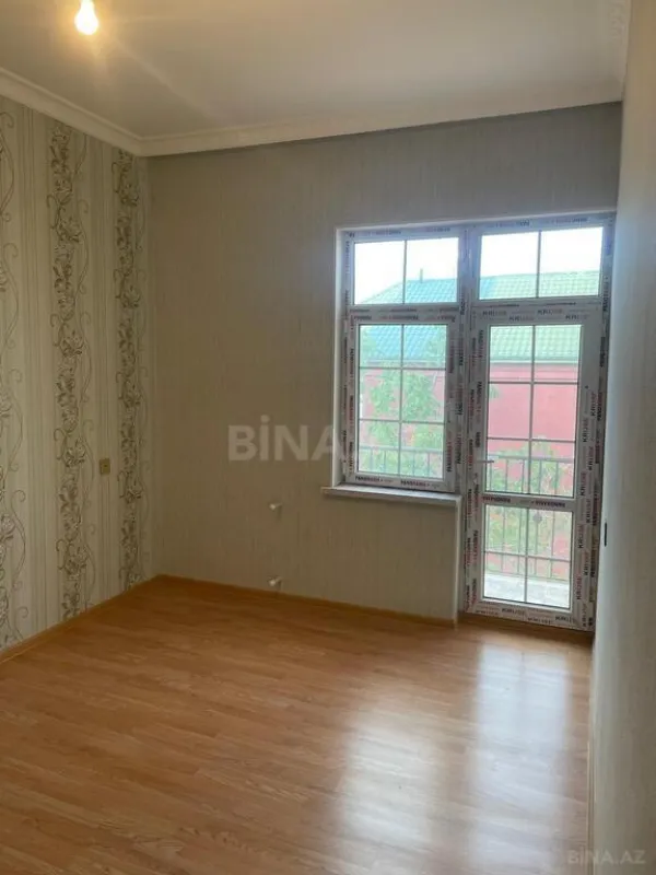 Satılır 4 otaqlı həyət evi 140 m²